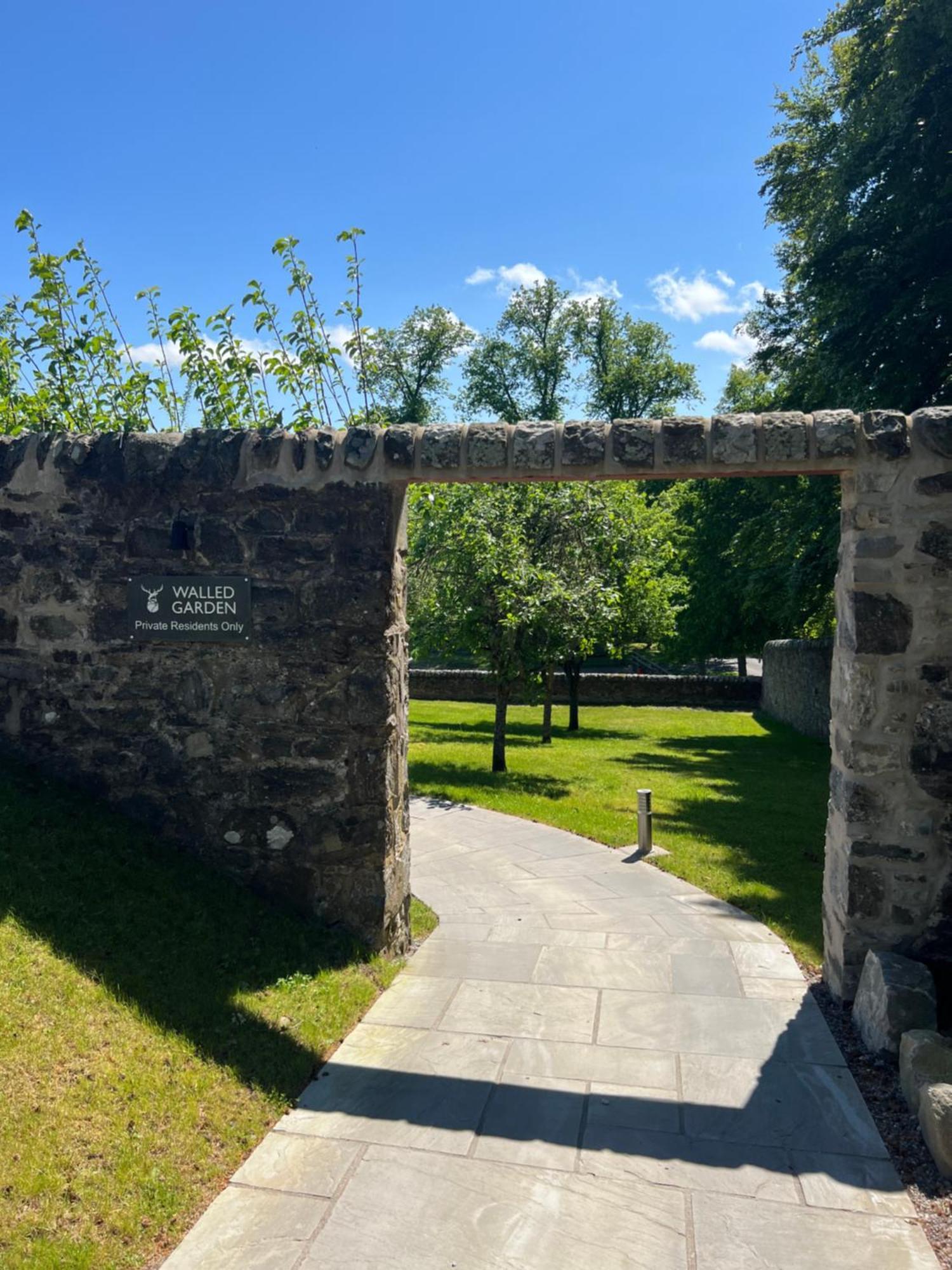 The Old Manse Of Blair, Boutique Hotel & Michelin Restaurant 布莱尔萨罗 外观 照片